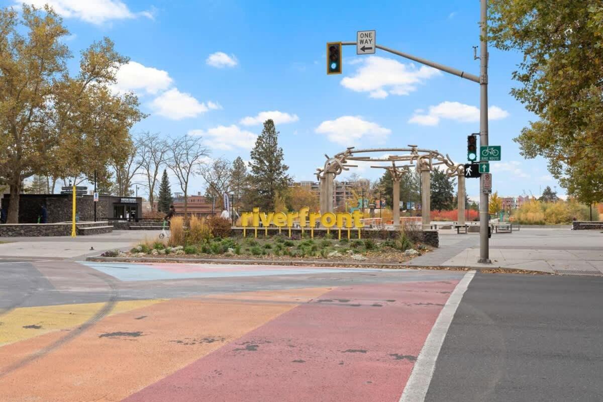 Apartment Stunning 3-bed Retreat In The Heart Of Downtown Spokane