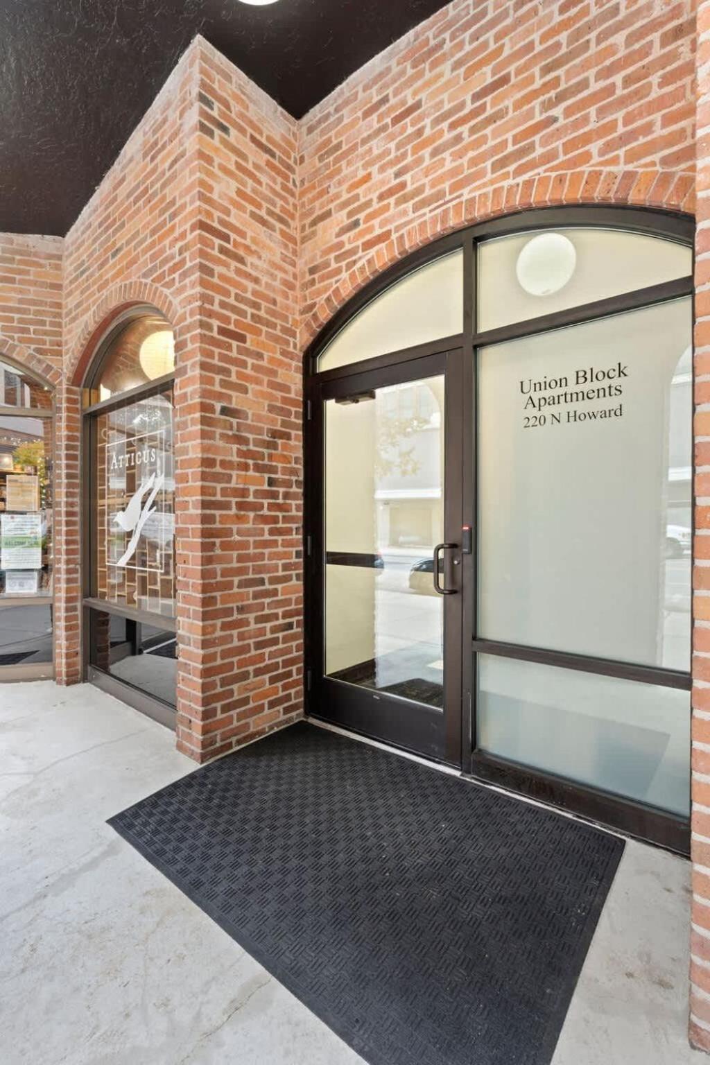 Apartment Stunning 3-bed Retreat In The Heart Of Downtown Spokane